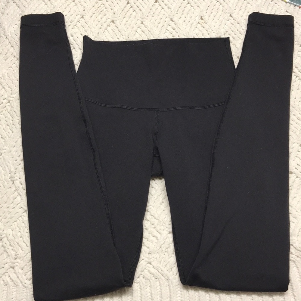Lululemon Wunder Under leggings